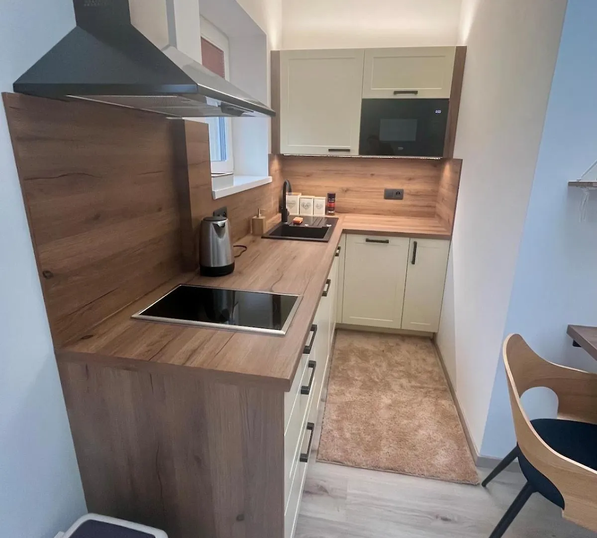 Apartment Charming Studio Near Prague Airport Tuchomerice